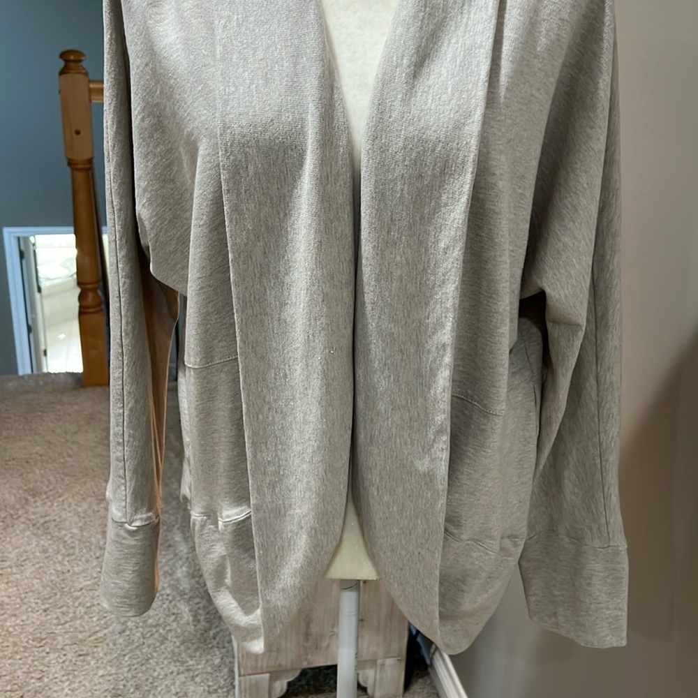 Weekends by CHICO’S Wide Collar Jacket - 2 (Medium) - Picture 9 of 13